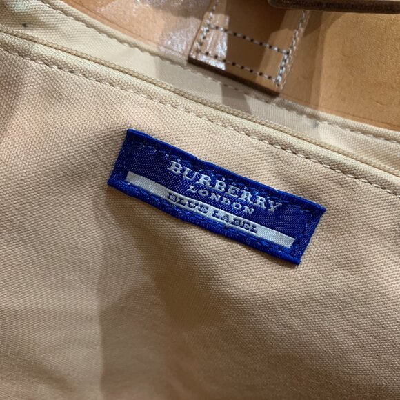 Burberry Cream and Brown Tote Bag with Iconic Design - Picture 13 of 16